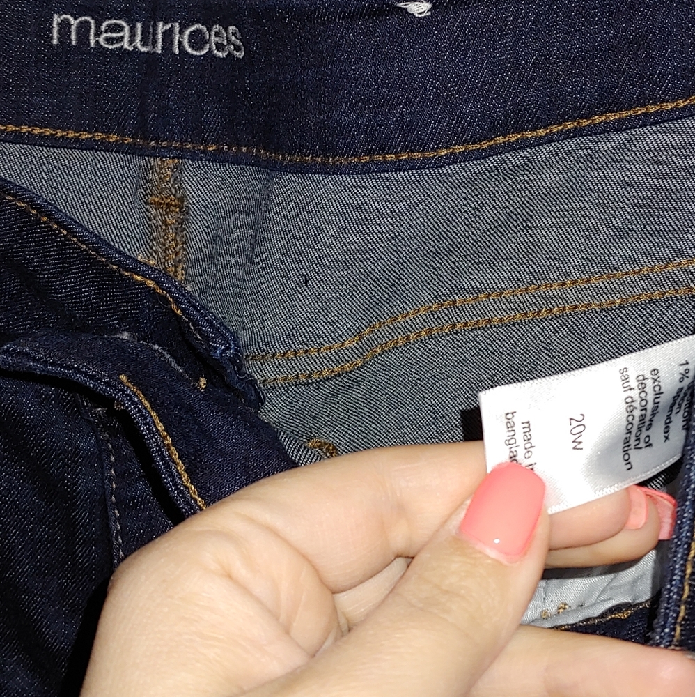 Ladies shorts size 20W from Maurices